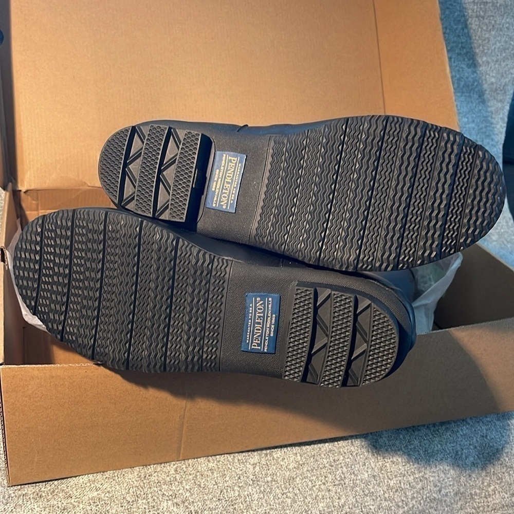 Pendleton Classic Rubber Boots Black NWT - Picture 5 of 12